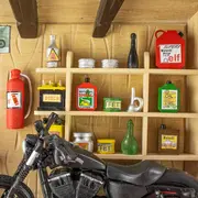 Wandbild aus Holz in 3D-Optik - Motorradwerkstatt